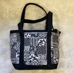 Donna Sharp Tote Bag